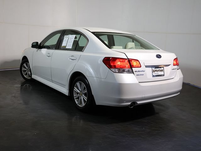 Used 2012 Subaru Legacy 2.5i Premium w/ All-Weather Pkg AWD/4WD image 2
