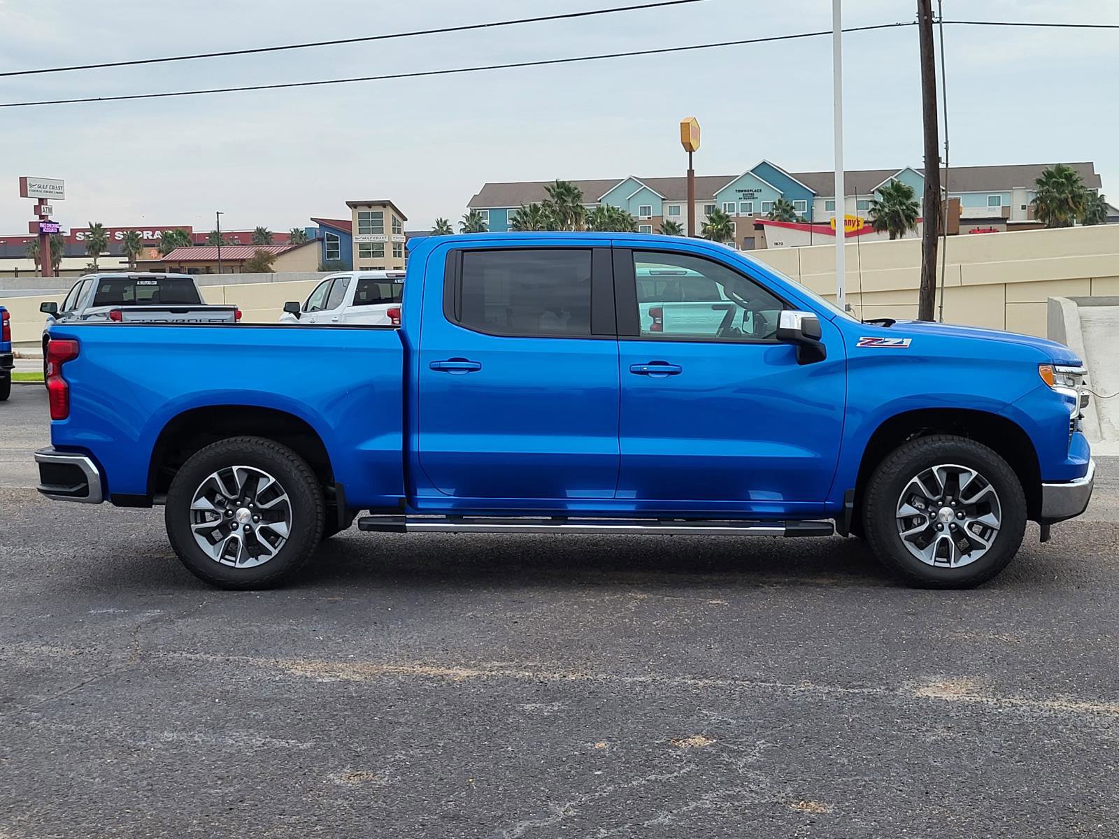 New 2026 Chevrolet Silverado 1500 LT w/ Z71 Off-Road Package image 6