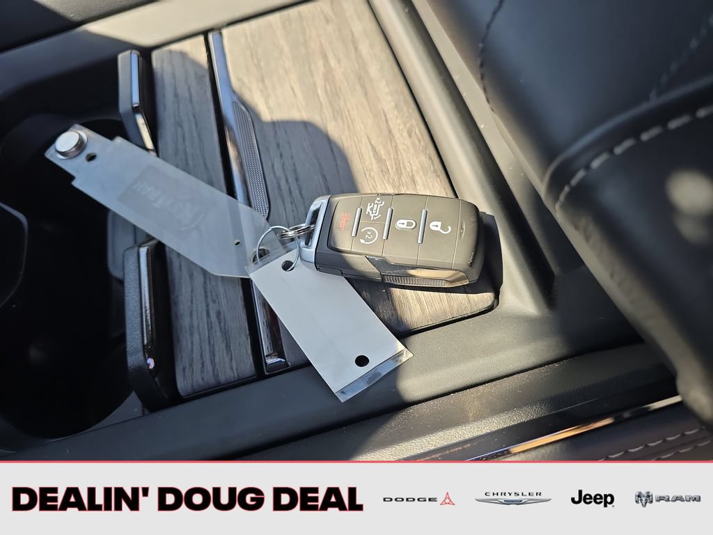 New 2026 RAM 3500 Limited AWD/4WD image 29