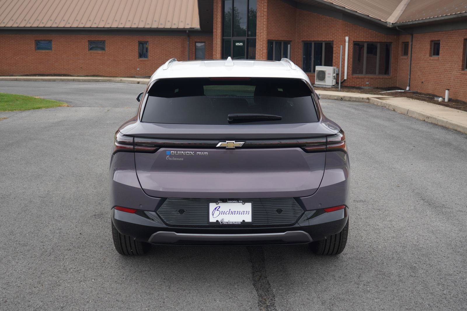 New 2025 Chevrolet Equinox EV LT image 4