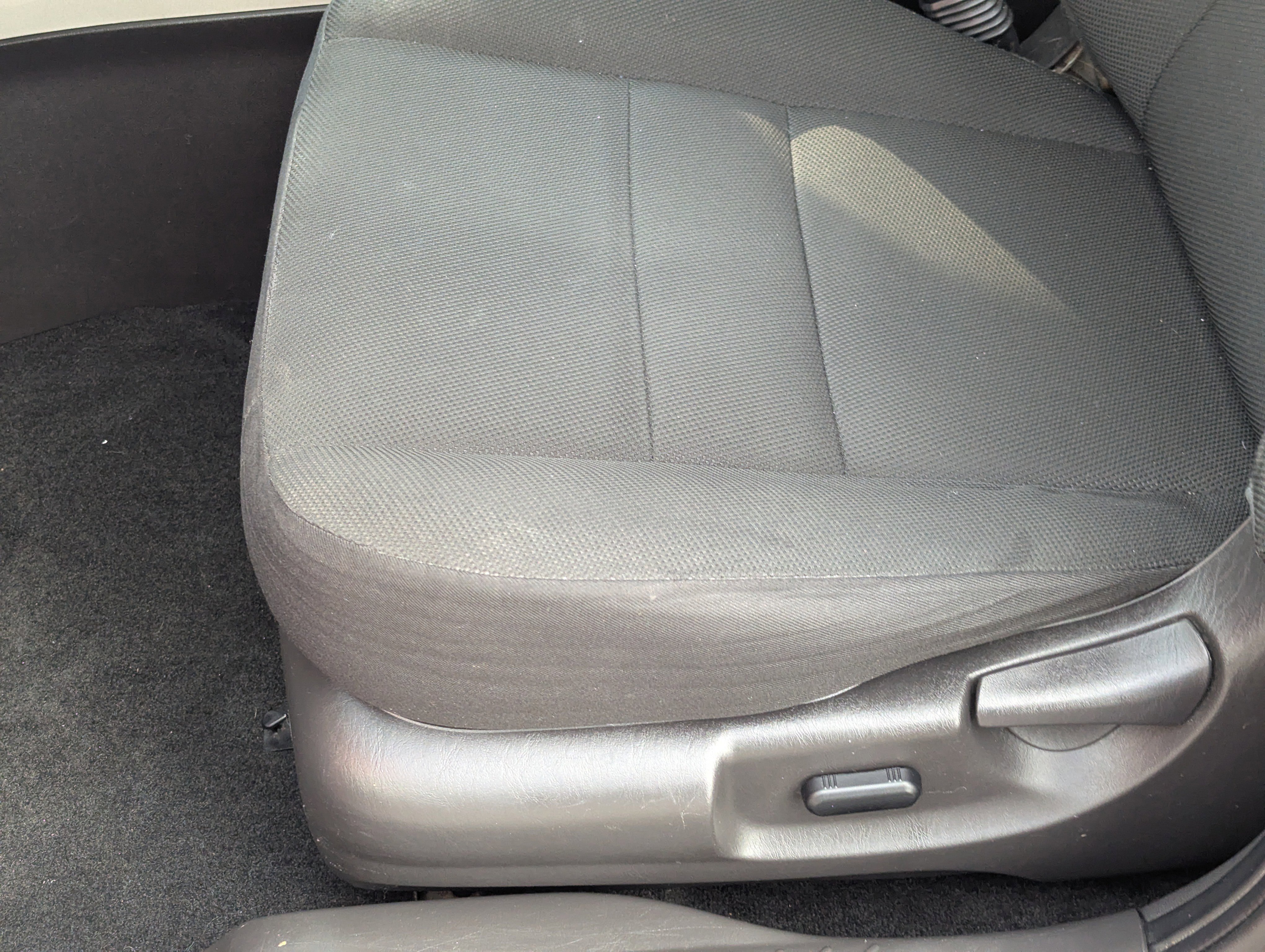 Used 2010 Ford Escape XLT image 20