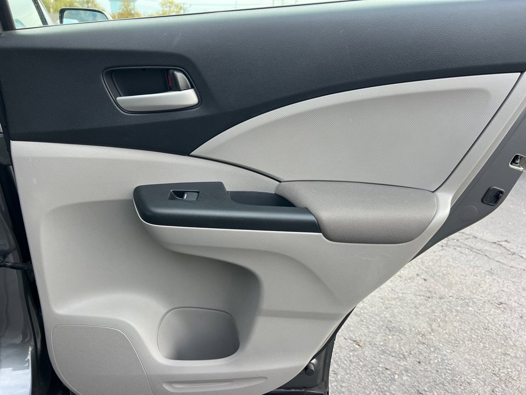 Used 2013 Honda CR-V LX image 14