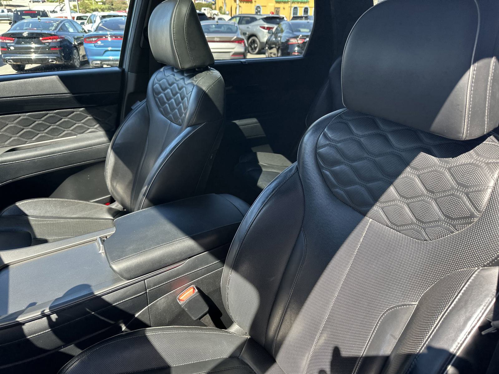 Used 2021 Hyundai Palisade Calligraphy image 21