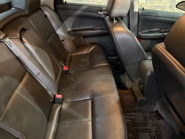 Used 2015 Chevrolet Impala LTZ FWD image 34