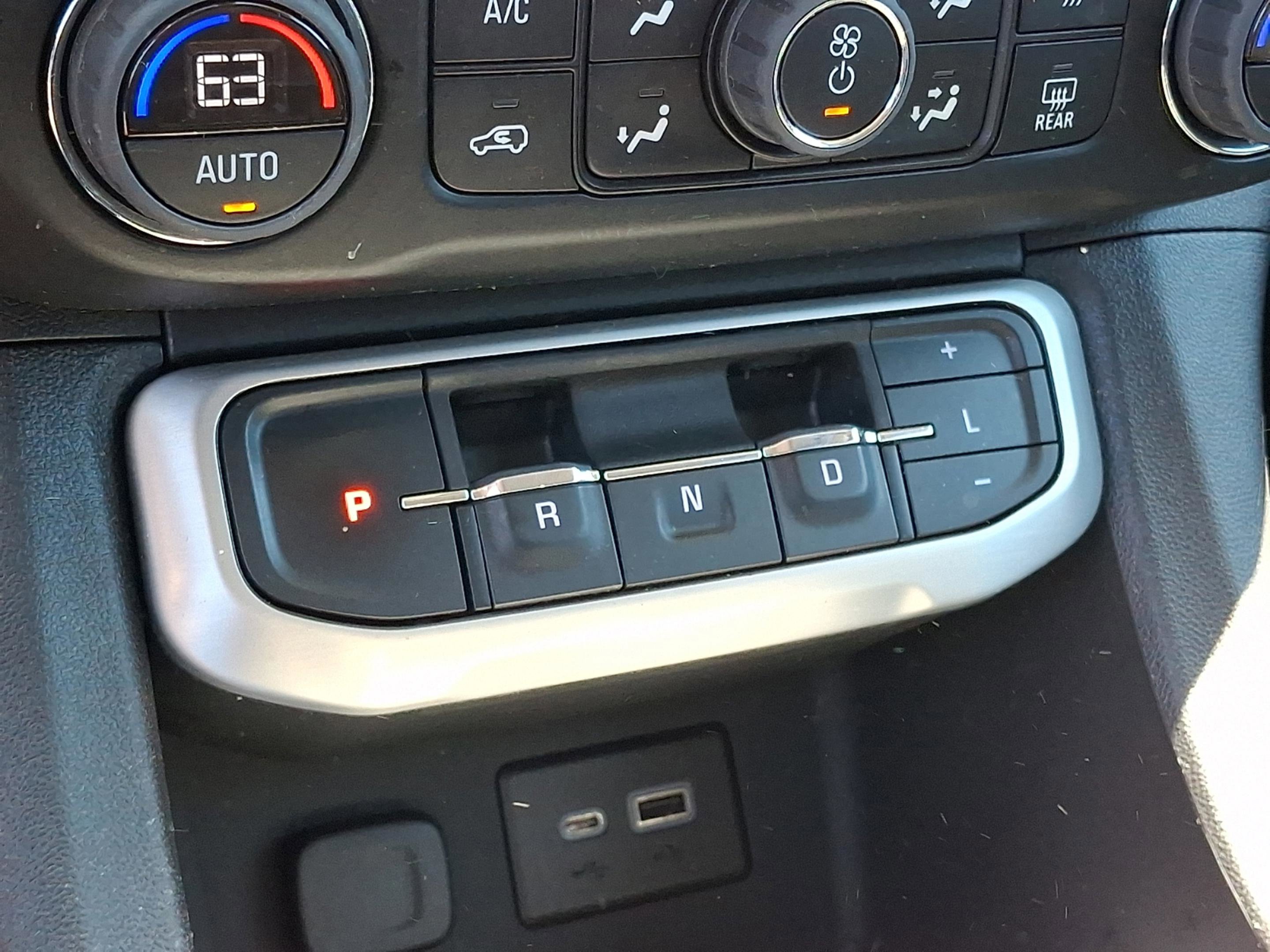 Used 2023 GMC Acadia SLE FWD image 12