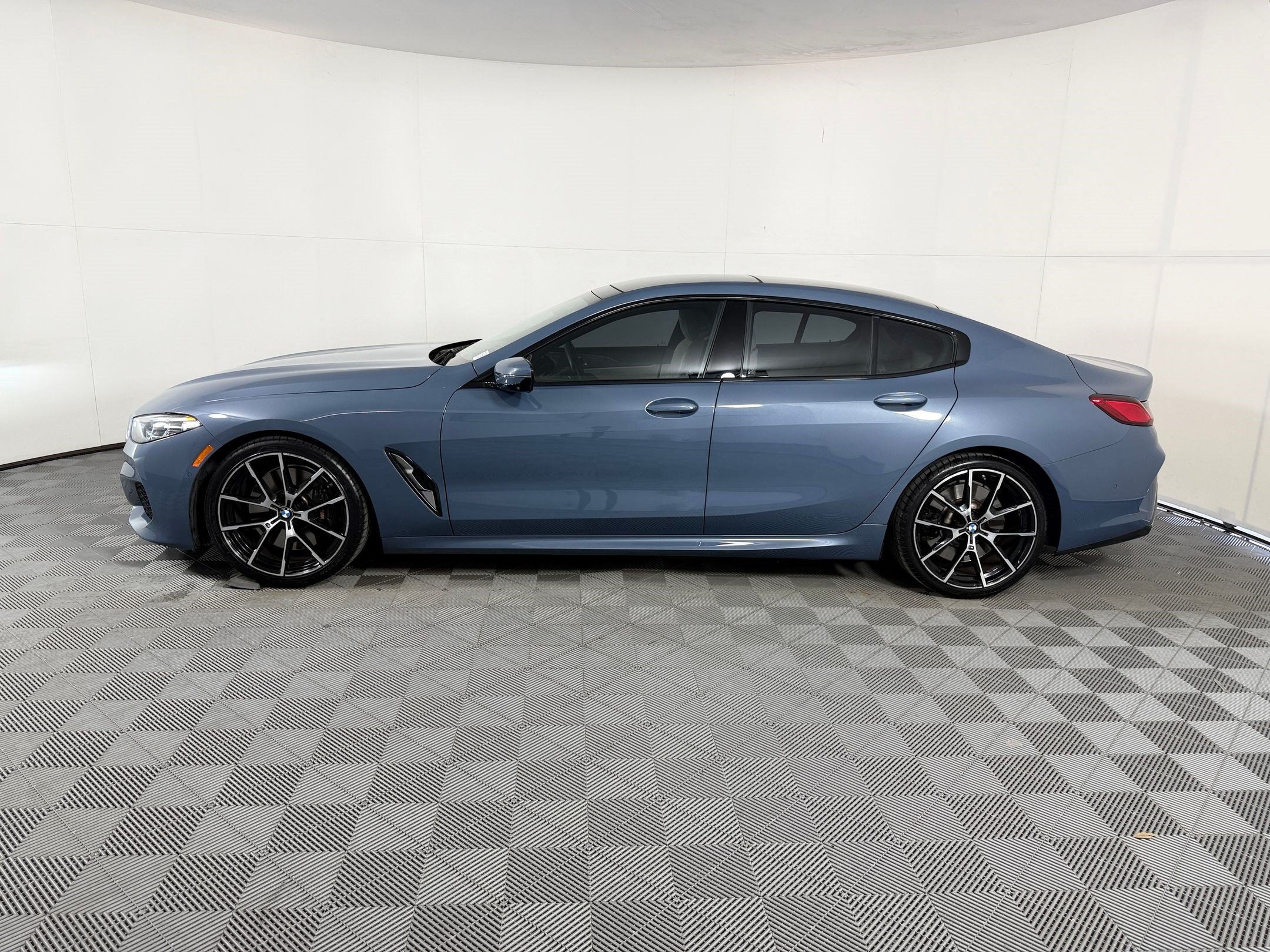 Used 2022 BMW 840i Gran Coupe w/ Comfort Seating Package RWD image 2