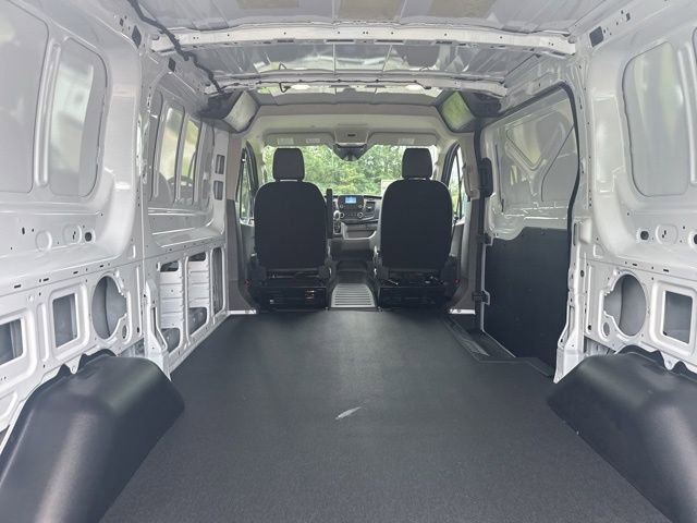 New 2025 Ford Transit 250 Low Roof image 39