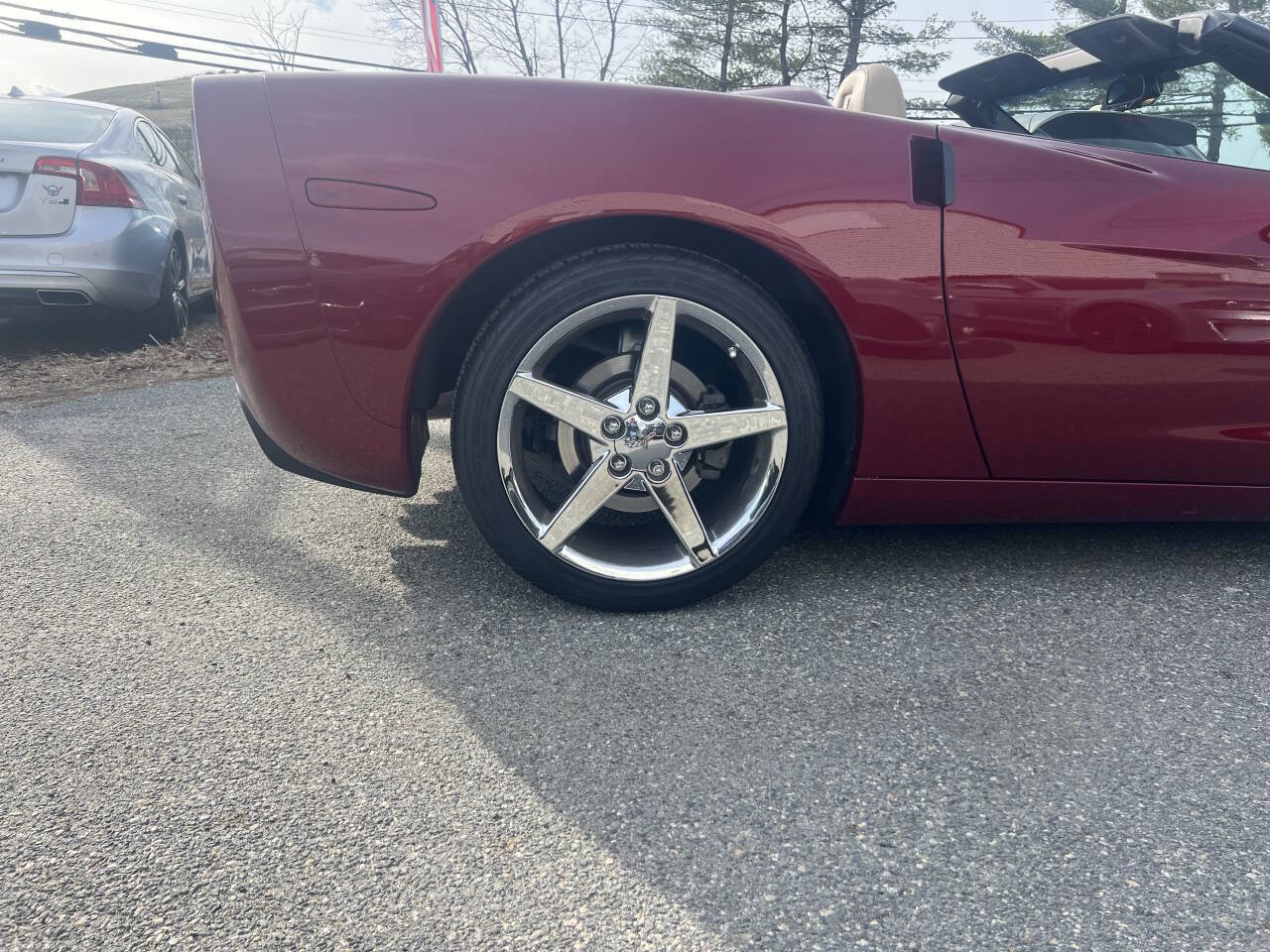 Used 2005 Chevrolet Corvette Convertible w/ Preferred Equipment Group RWD image 28