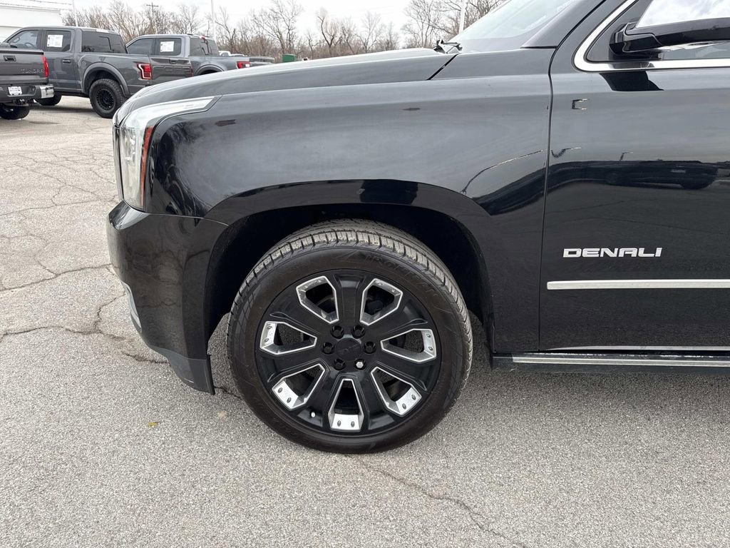 Used 2020 GMC Yukon Denali w/ Denali Ultimate Package image 34