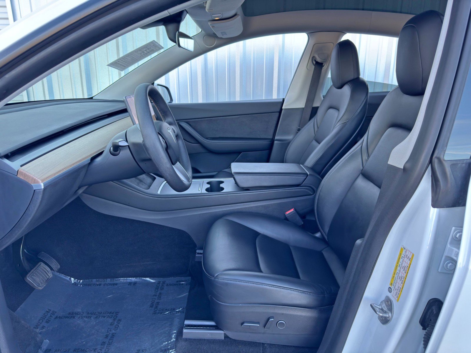 Used 2021 Tesla Model Y Long Range image 17