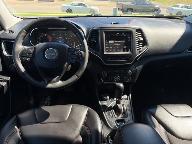 Used 2023 Jeep Cherokee Trailhawk w/ Trailer Tow Group AWD/4WD image 32