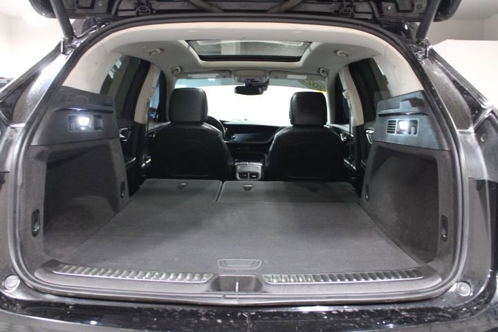 Used 2021 Buick Envision Essence w/ Sport Touring Package image 16