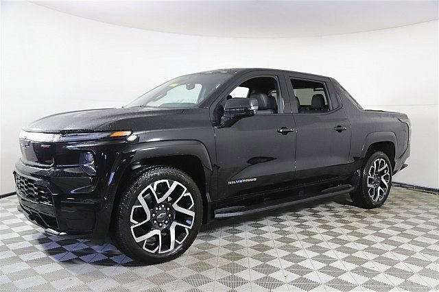 New 2024 Chevrolet Silverado EV RST image 3