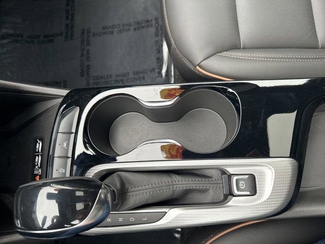 Used 2025 Buick Envista Avenir image 32