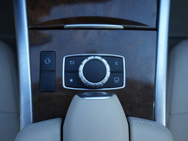Used 2016 Mercedes-Benz E 350 Sedan image 31