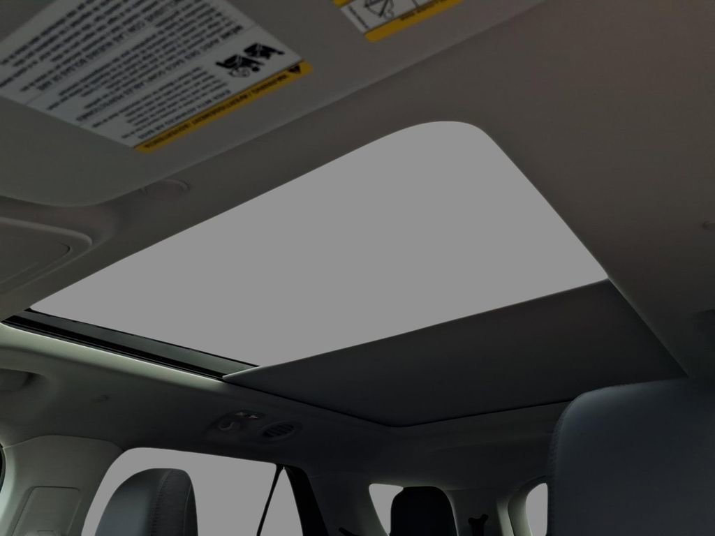 New 2026 Ford Explorer Active image 20