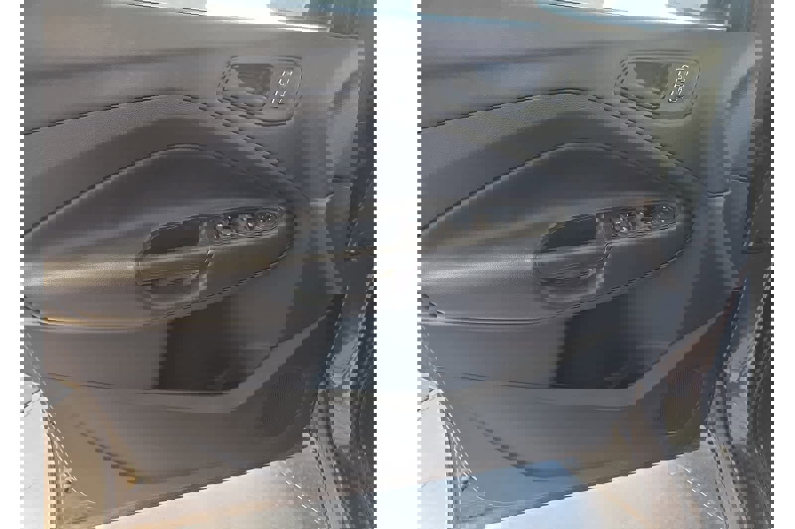 Used 2015 Ford Escape S image 19