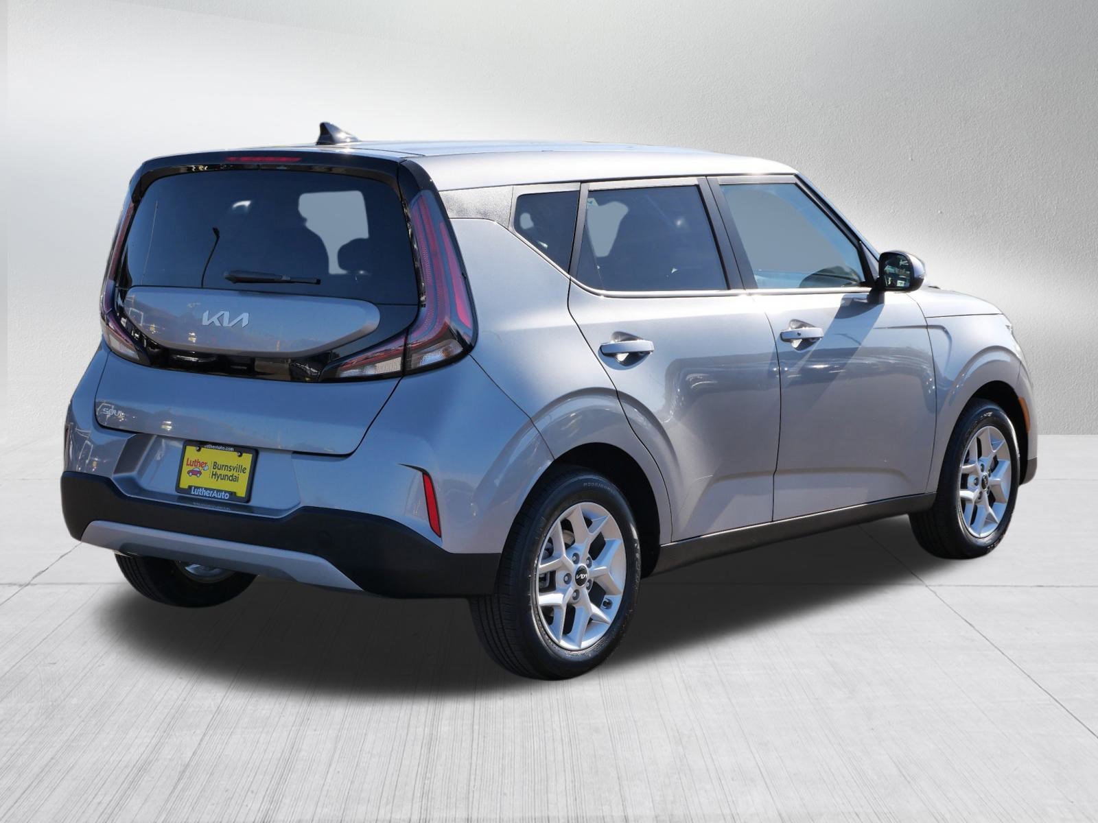Used 2023 Kia Soul S image 7