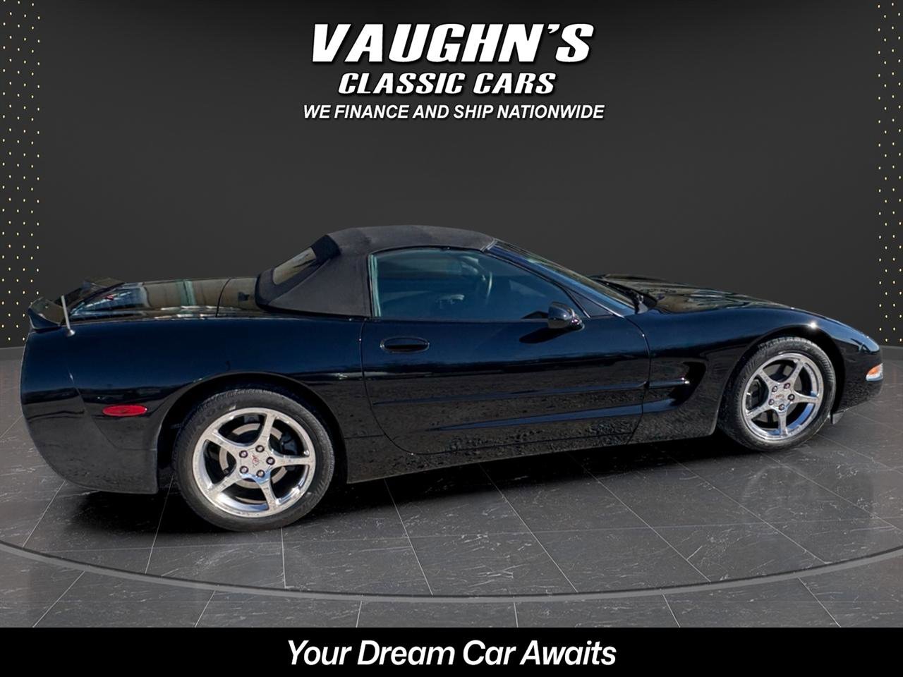Used 2004 Chevrolet Corvette Convertible w/ Preferred Equipment Group RWD image 3