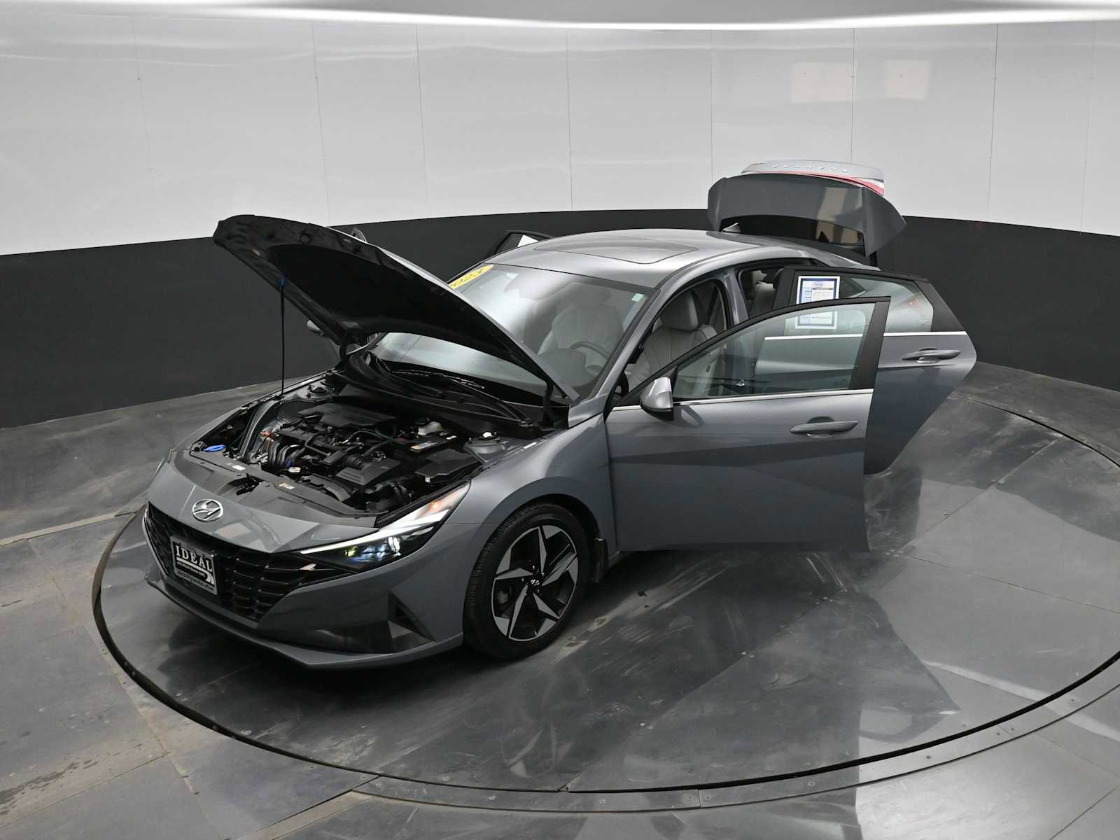 Used 2023 Hyundai Elantra Limited image 39