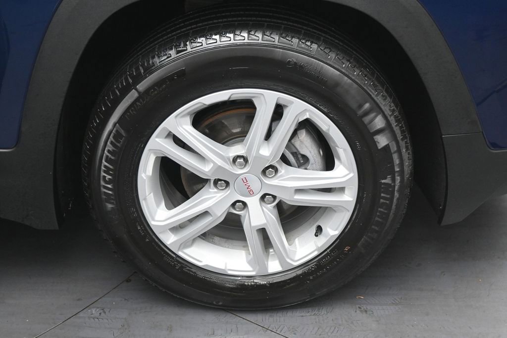 Used 2023 GMC Terrain SLE w/ Driver Convenience Package FWD image 33