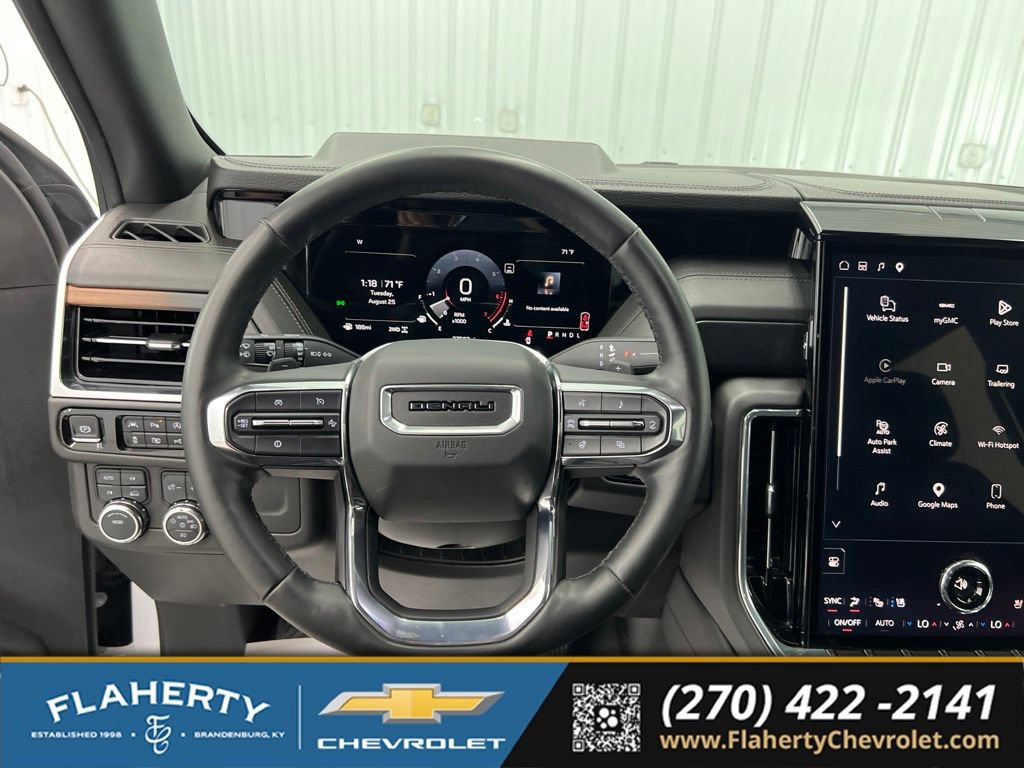 Used 2025 GMC Yukon XL Denali AWD/4WD image 27