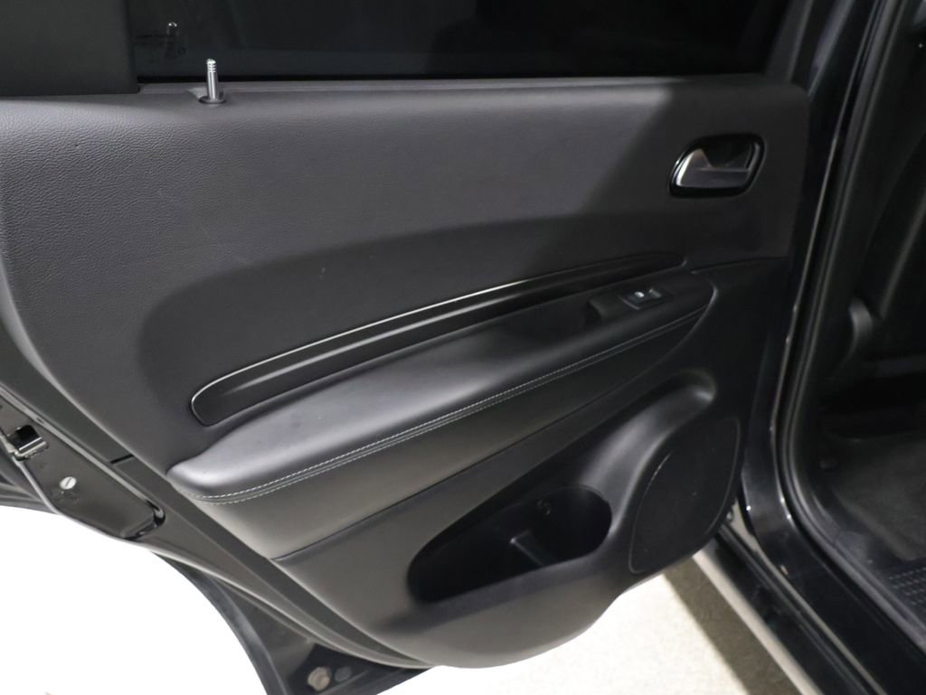 Used 2022 Dodge Durango SXT w/ Blacktop Package image 26