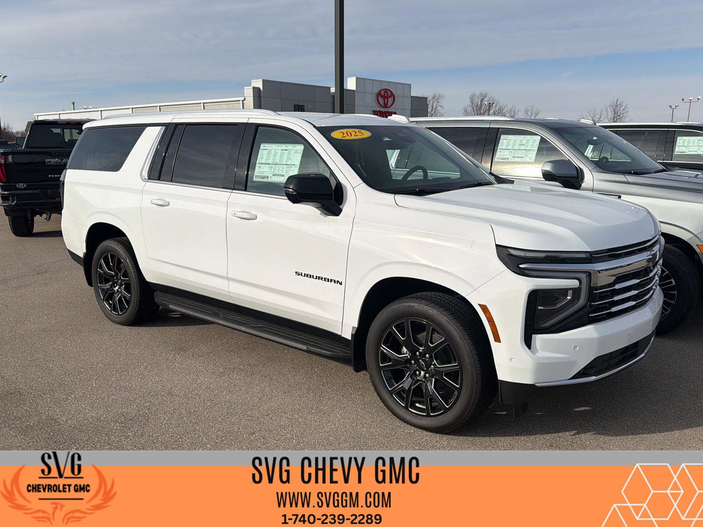 New 2025 Chevrolet Suburban LT w/ Comfort Package