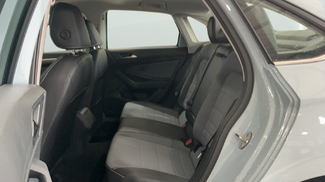 New 2027 Volkswagen Jetta SE FWD image 14