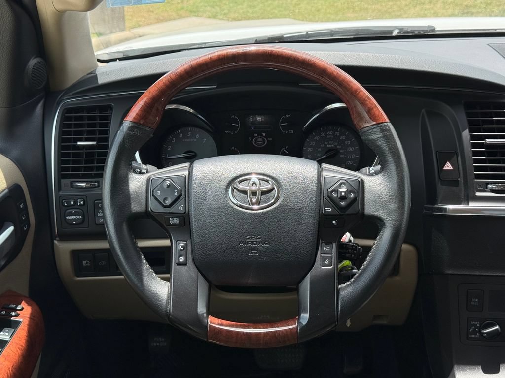Used 2018 Toyota Sequoia Platinum RWD image 23