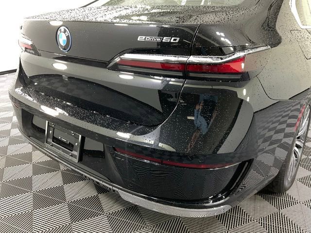Used 2024 BMW i7 eDrive50 image 6