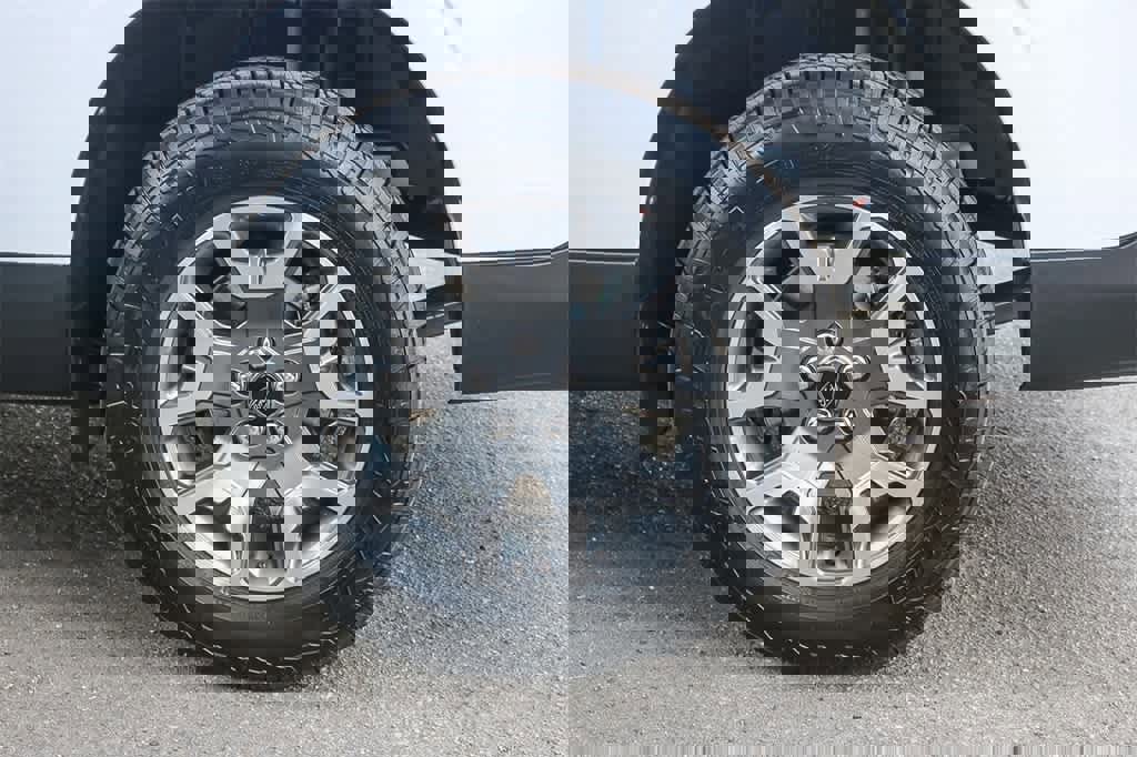 New 2024 Ford Maverick Lariat w/ 4K Tow Package image 9