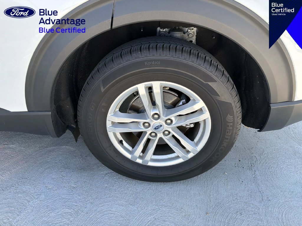 Used 2024 Ford Explorer XLT RWD image 7