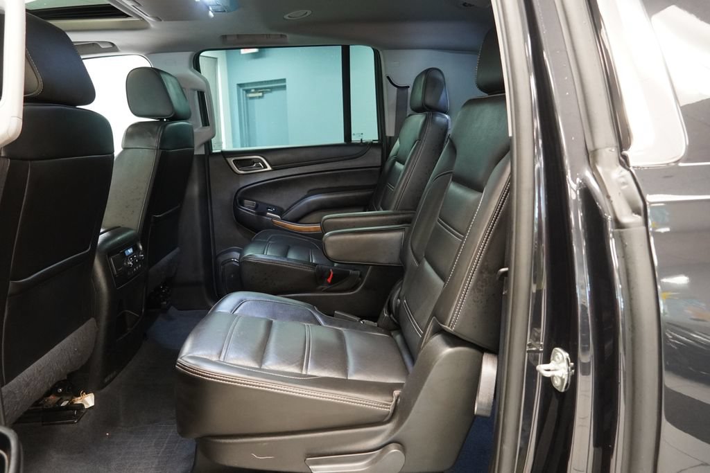 Used 2020 GMC Yukon XL Denali w/ Open Road Package AWD/4WD image 32