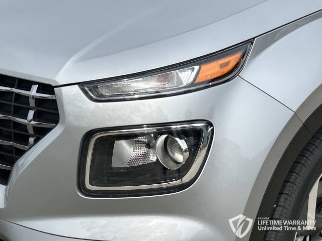 New 2026 Hyundai Venue SEL FWD image 9
