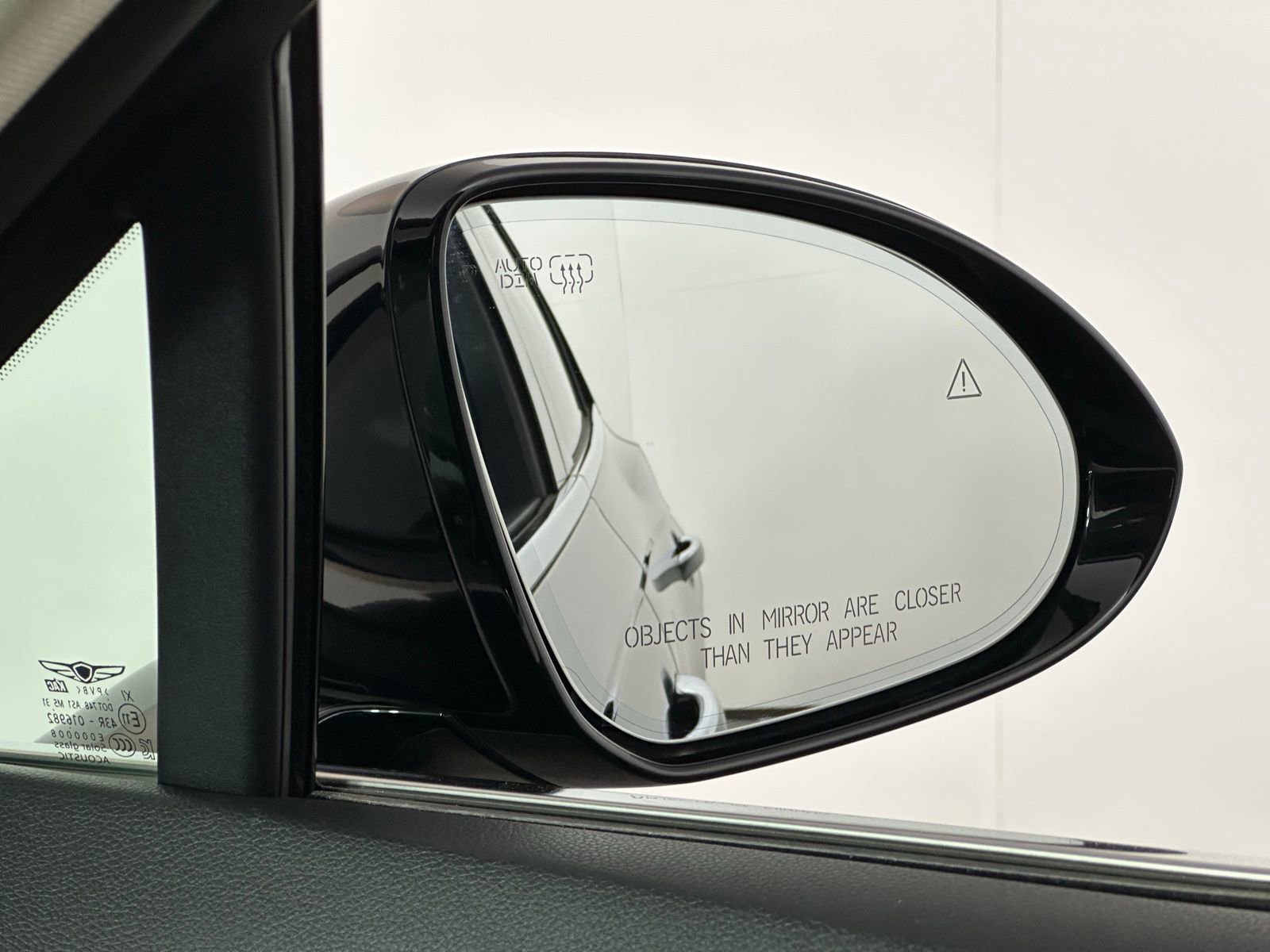 Used 2022 Genesis GV70 2.5T w/ Select Package image 25