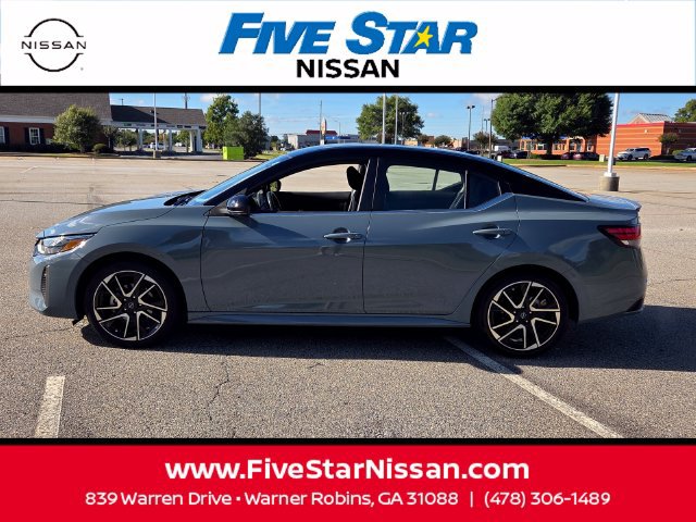 Used 2024 Nissan Sentra SR FWD image 4
