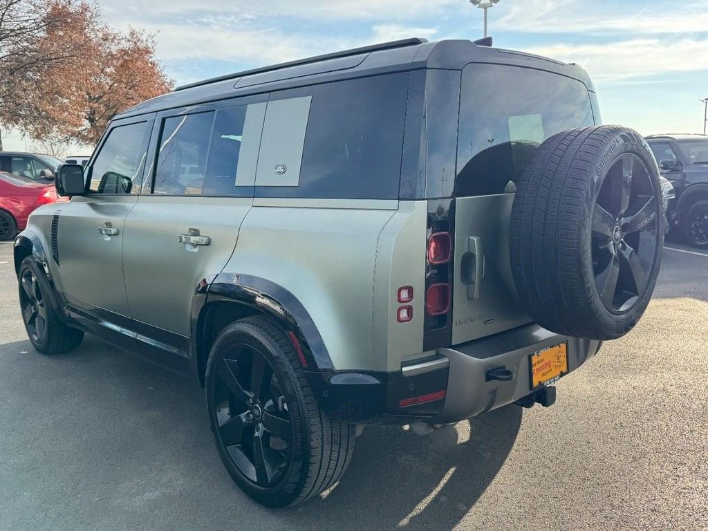 Used 2022 Land Rover Defender 110 X-Dynamic HSE image 5
