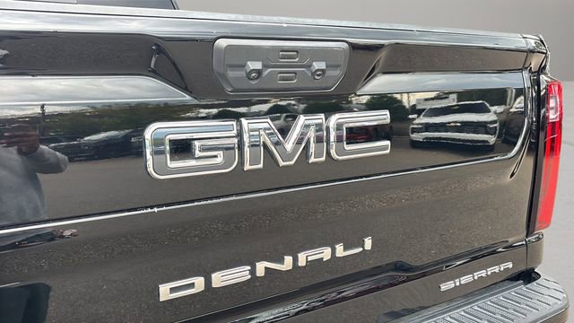 Used 2024 GMC Sierra 2500 Denali Ultimate image 38