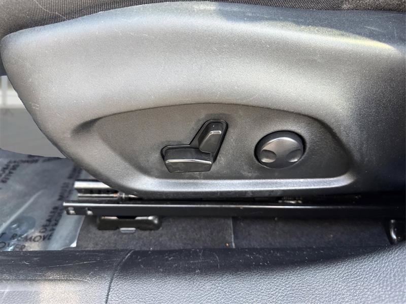 Used 2022 Jeep Compass Limited AWD/4WD image 19