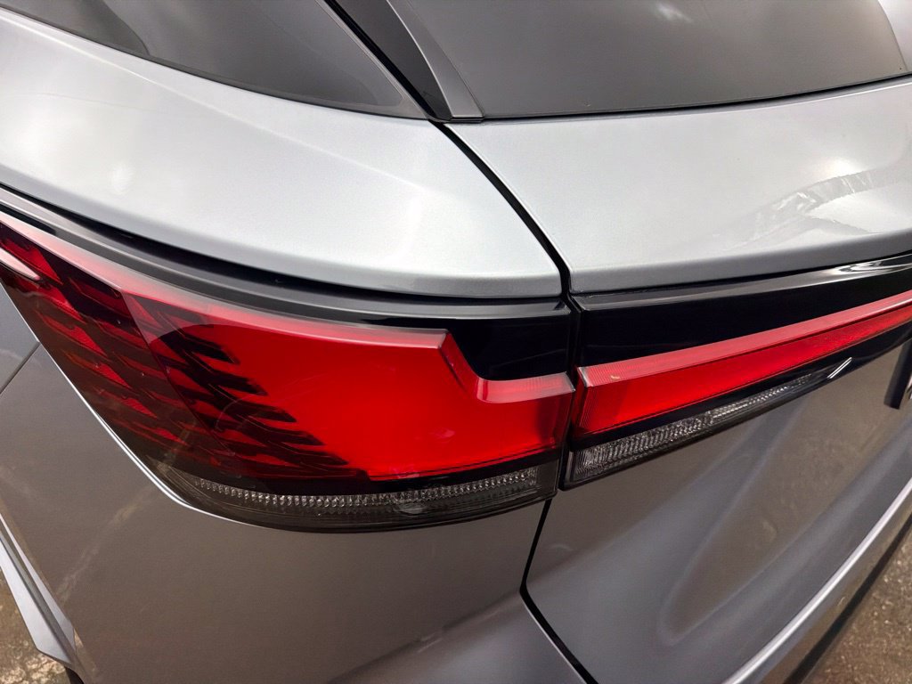 Used 2023 Lexus RX 350 Premium w/ Accessory Package AWD/4WD image 22