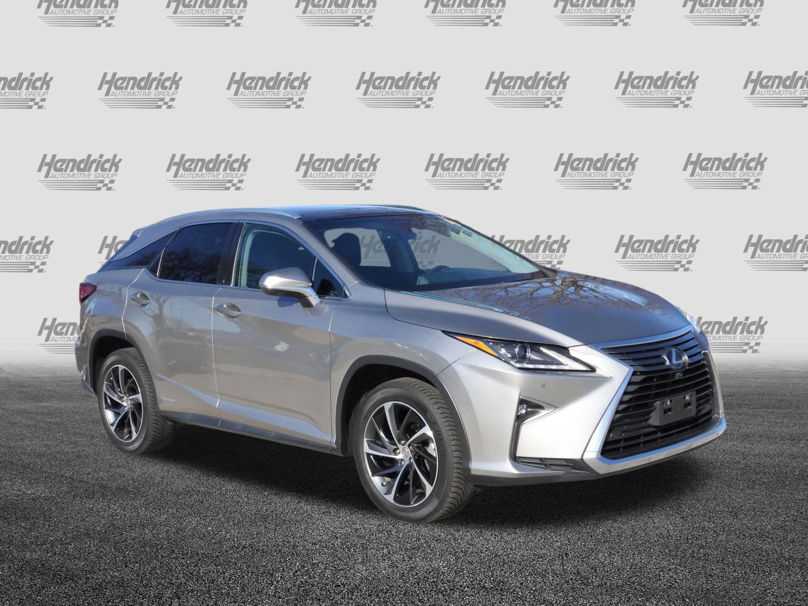 Used 2017 Lexus RX 450h AWD image 2