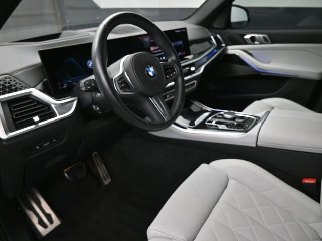 Used 2024 BMW X5 sDrive40i w/ M Sport Package image 19