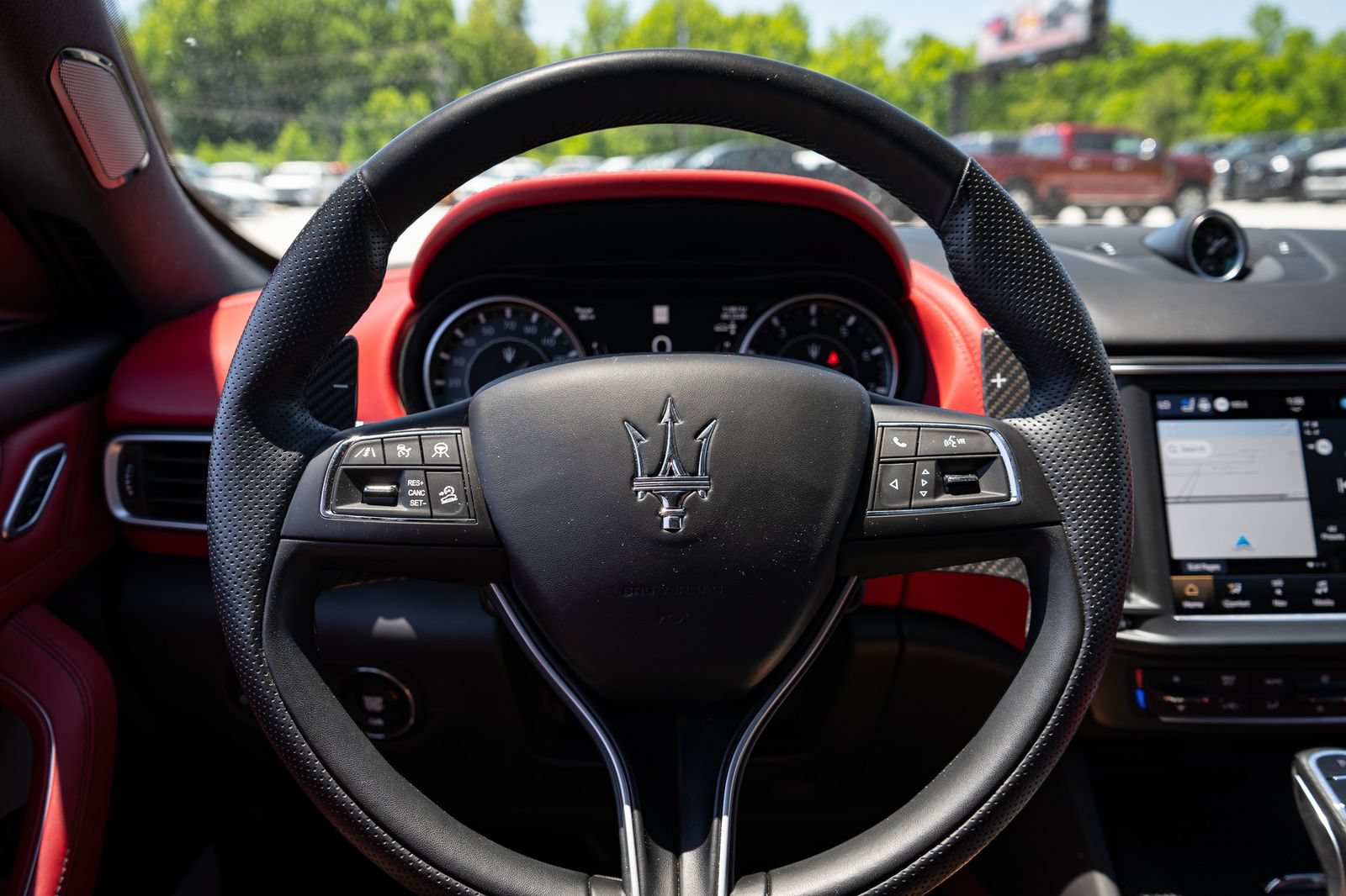Used 2022 Maserati Levante Modena AWD/4WD image 46