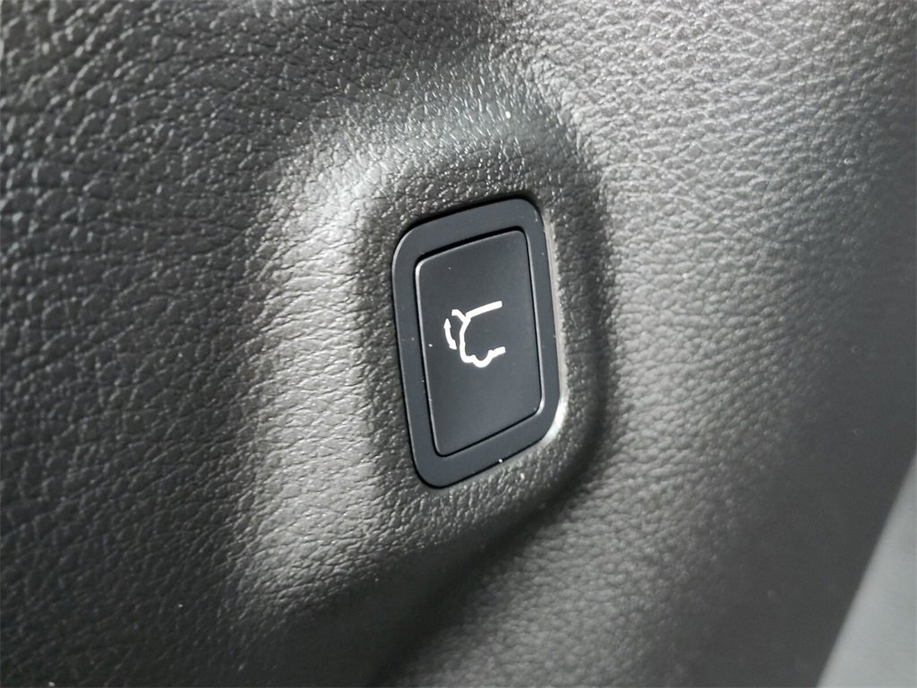 Used 2023 Jeep Compass Limited w/ Elite Group image 31