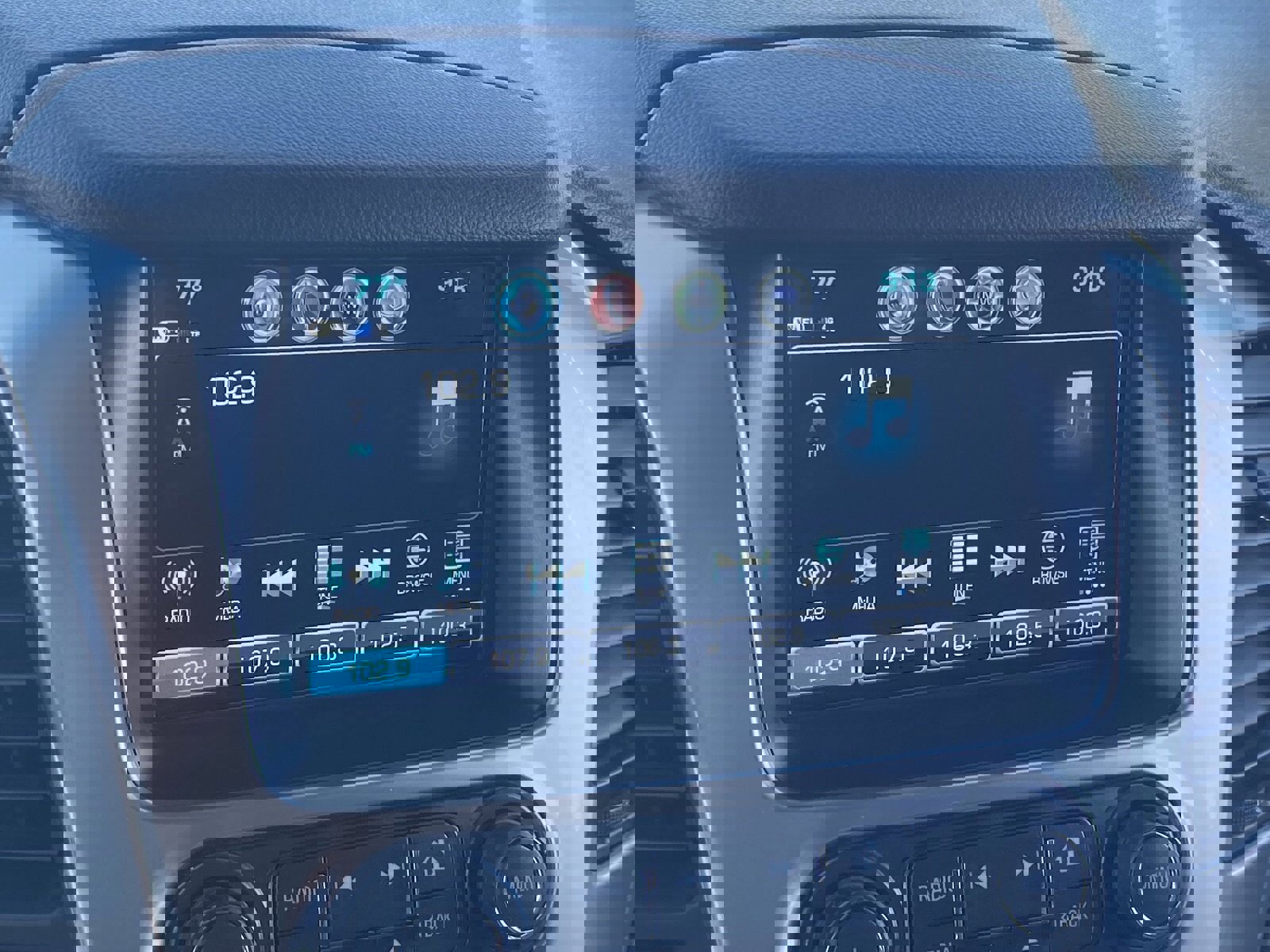 Used 2019 Chevrolet Tahoe LT w/ Luxury Package image 27