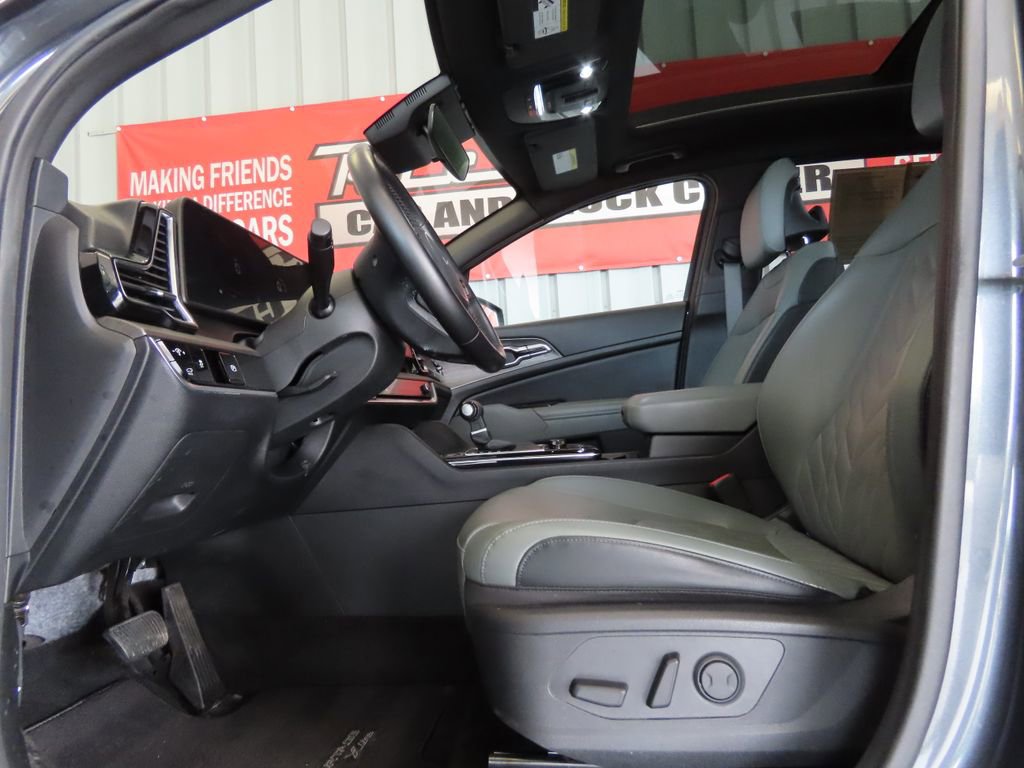 Used 2023 Kia Sportage X-Line w/ X-Line Premium Package image 28