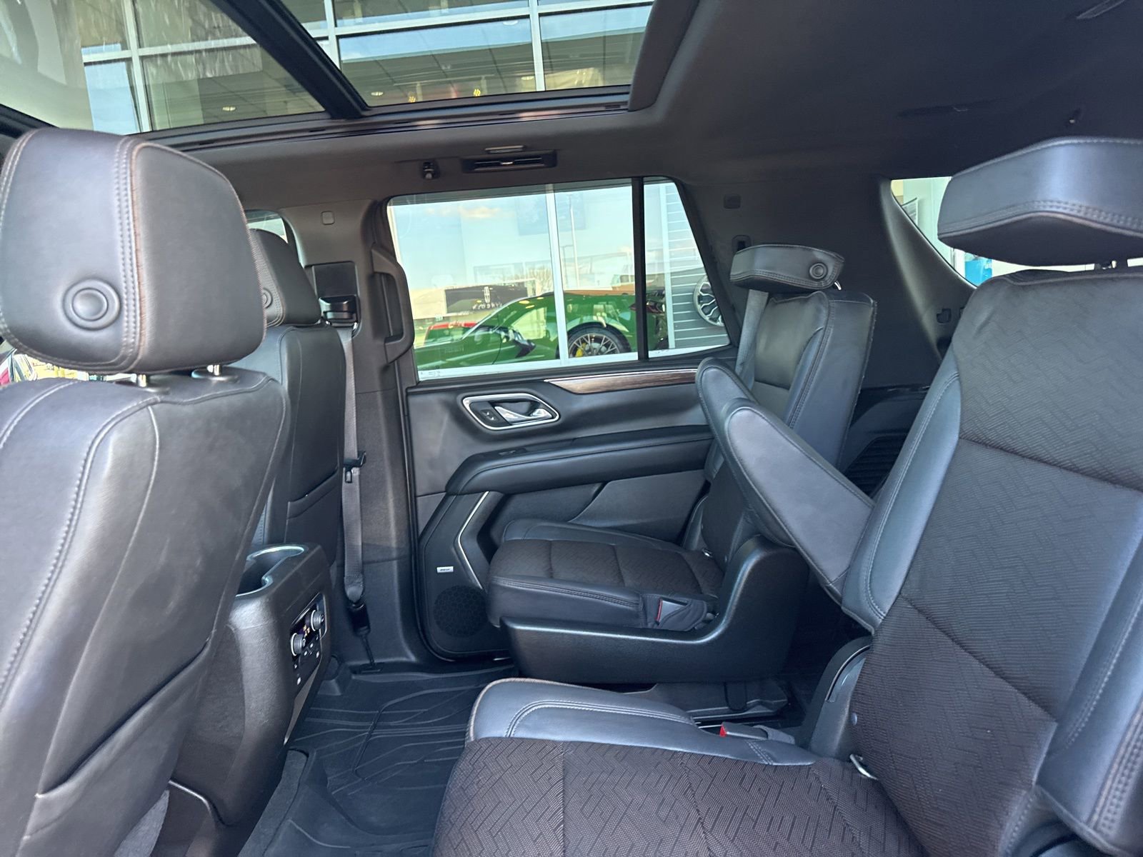 Used 2021 Chevrolet Tahoe High Country image 18