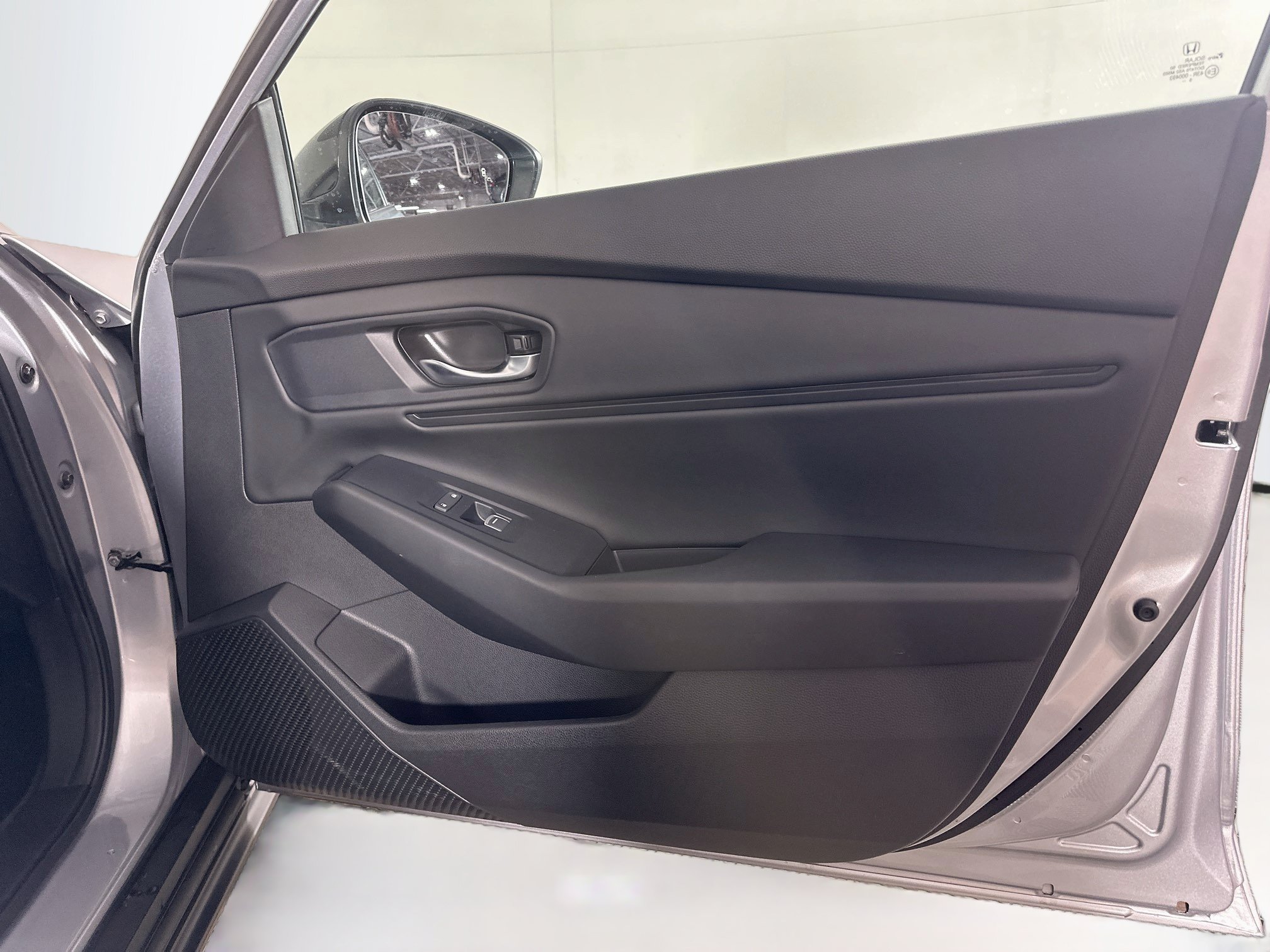 Used 2025 Honda Accord SE image 33
