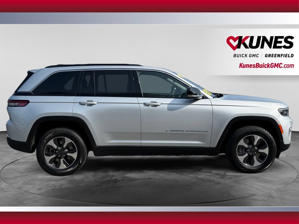 Used 2024 Jeep Grand Cherokee Limited 4xe AWD/4WD image 12